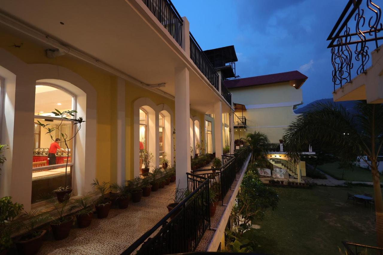 Riverside Resorts Devaprayāg Exterior foto